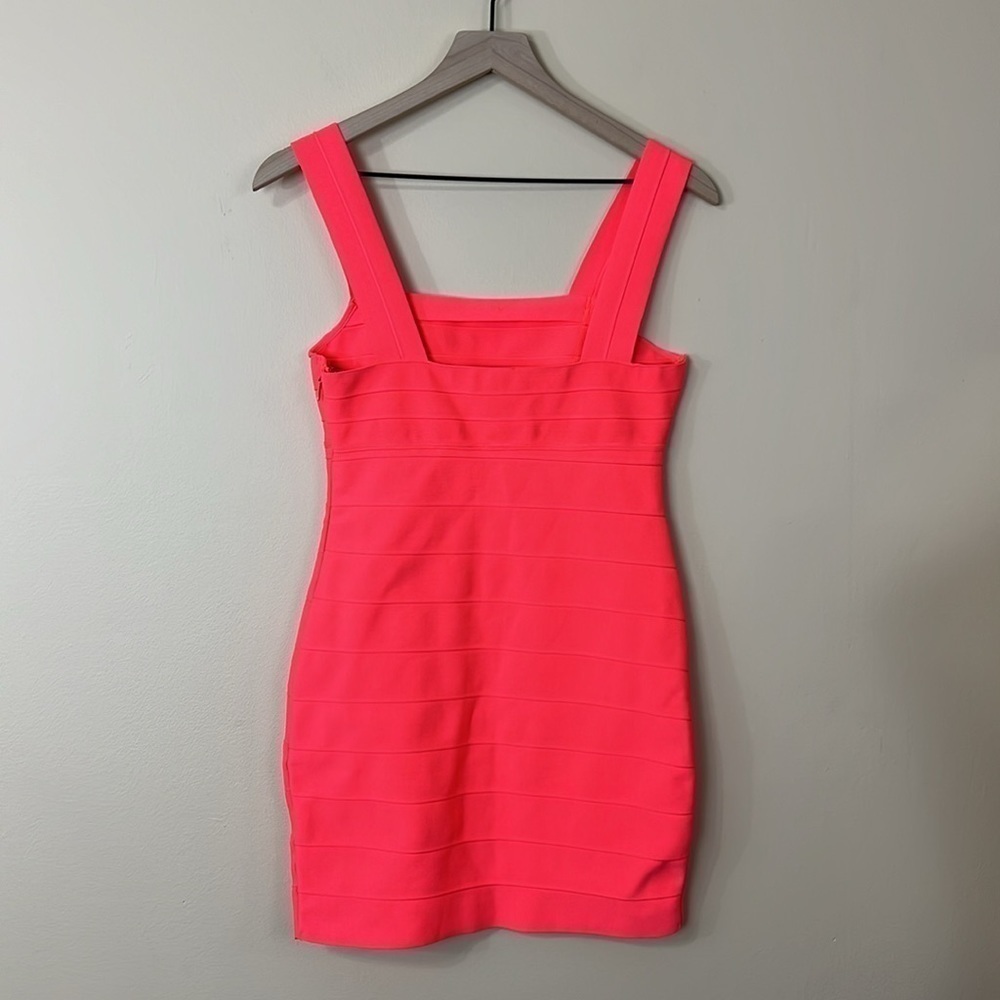 Bright pink bandage dress - Picture 5 of 5